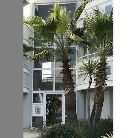 F2 Immeuble Les Pieds Dans L'Eau Appartement Villeneuve-Loubet Buitenkant foto