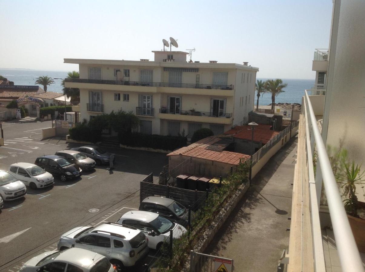 F2 Immeuble Les Pieds Dans L'Eau Appartement Villeneuve-Loubet Buitenkant foto