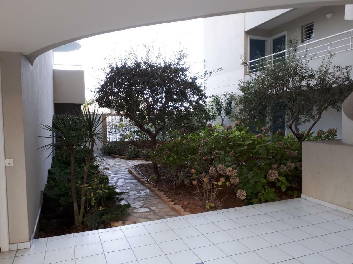 F2 Immeuble Les Pieds Dans L'Eau Appartement Villeneuve-Loubet Buitenkant foto