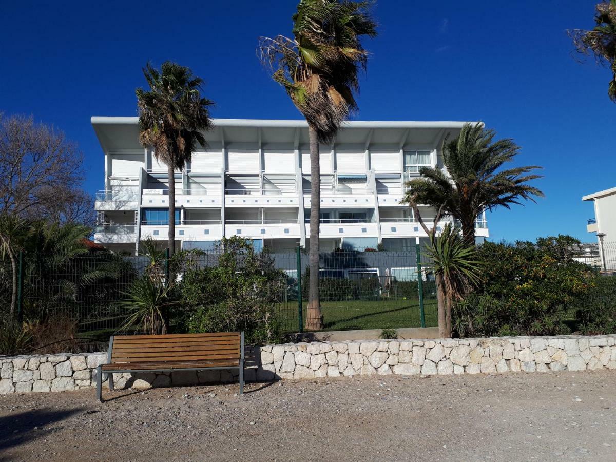 F2 Immeuble Les Pieds Dans L'Eau Appartement Villeneuve-Loubet Buitenkant foto