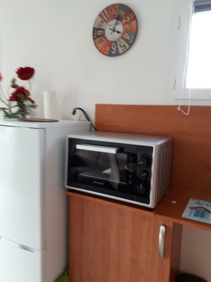 F2 Immeuble Les Pieds Dans L'Eau Appartement Villeneuve-Loubet Buitenkant foto
